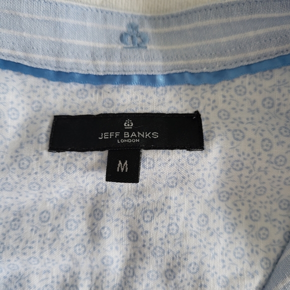 Jeff Banks / Long sleeve light blue button down shirt. M - Picture 8 of 11